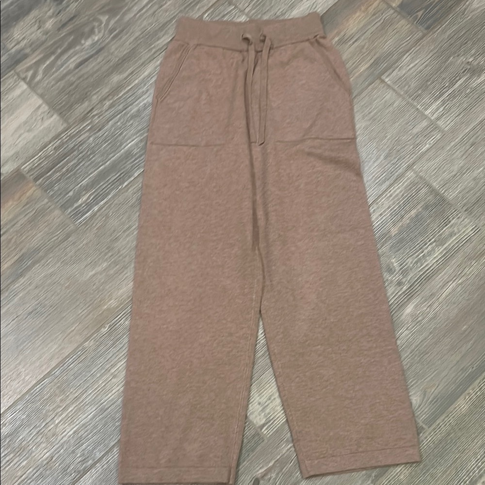 (EUC) Zyia Khaki Classy Joggers